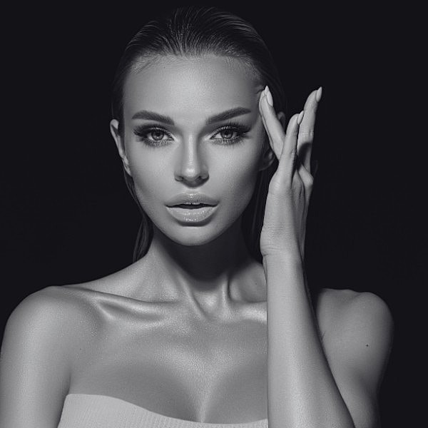 Holiday Ready Starts Now – Surgical & Non-Surgical Options at Heights Plastic Surgery & Studio Essex MedSpa